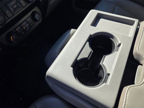 Used 2020 Ford F550 XL w/ Power Equipment Group image 18