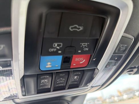 Used 2024 RAM 3500 Limited image 29