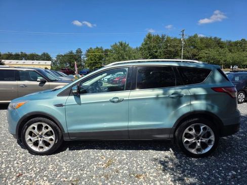 Used 2013 Ford Escape Titanium w/ Class II Trailer Tow Pkg image 8
