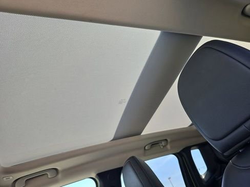 Used 2018 Jeep Renegade Trailhawk image 29