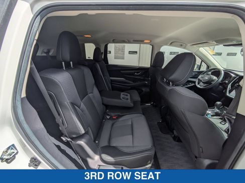 Certified 2023 Subaru Ascent Premium w/ Convenience Package AWD/4WD image 36