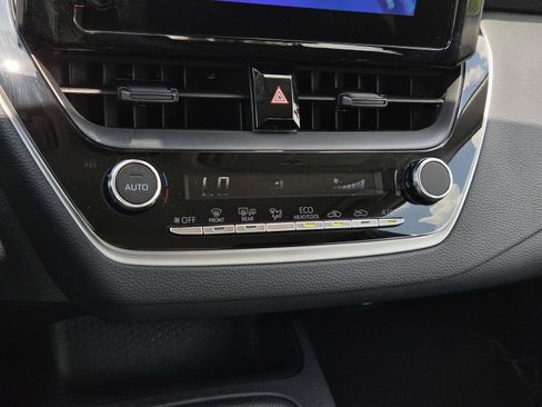 Used 2026 Toyota Corolla LE FWD image 22