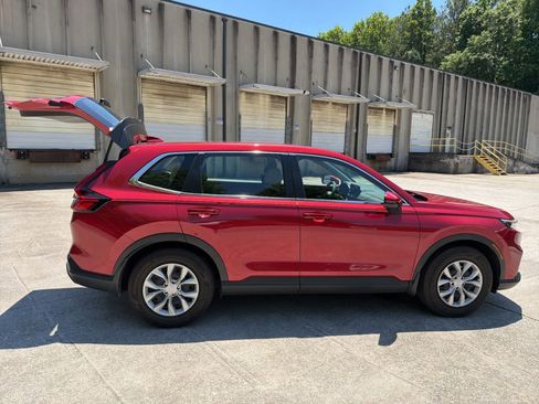 Used 2023 Honda CR-V LX image 12