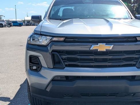Used 2024 Chevrolet Colorado LT w/ LT Convenience Package II AWD/4WD image 10