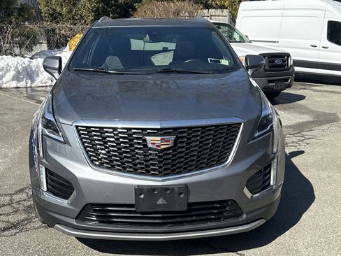 Used 2021 Cadillac XT5 Premium Luxury image 2