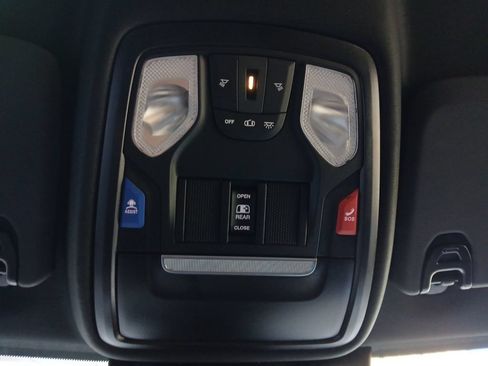 Used 2026 RAM 2500 Warlock AWD/4WD image 7