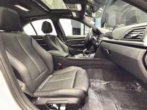 Used 2018 BMW 340i xDrive 340i xDrive image 45