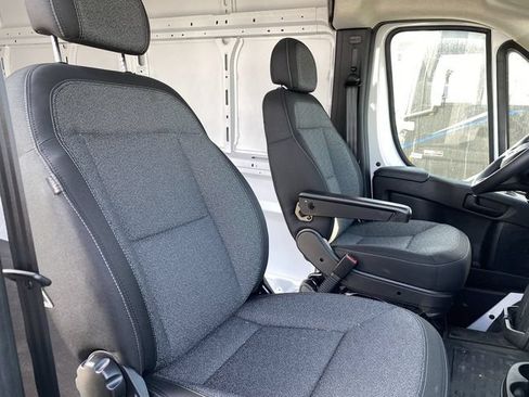 New 2024 RAM ProMaster 3500 w/ Premium Convenience Group FWD image 9