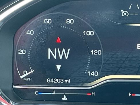 Used 2024 GMC Sierra 1500 SLT image 31