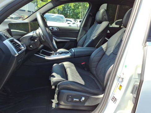 Used 2025 BMW X5 xDrive40i w/ Premium Package AWD/4WD image 23