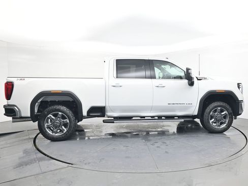 New 2026 GMC Sierra 3500 SLE w/ SLE Value Package image 6