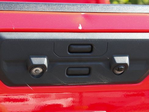 Used 2022 Chevrolet Silverado 2500 LT w/ Convenience Package image 43