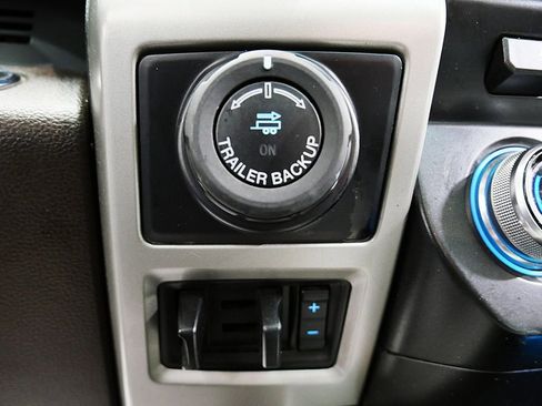 Used 2017 Ford F150 King Ranch w/ Equipment Group 601A Luxury image 30