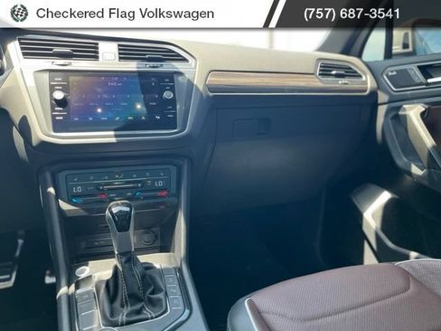 Used 2024 Volkswagen Tiguan SEL R-Line AWD/4WD image 33