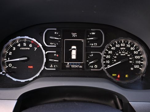 Used 2018 Toyota Tundra SR5 w/ TRD Off Road Package image 44