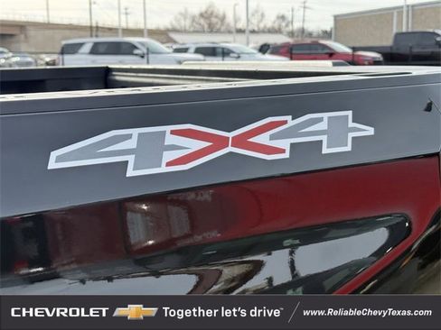 Certified 2025 Chevrolet Silverado 1500 LT image 11