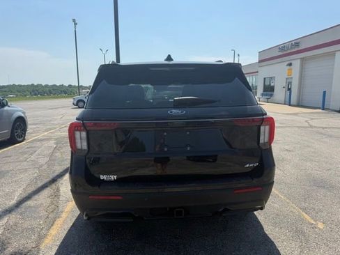 Used 2025 Ford Explorer ST-Line w/ Premium Package AWD/4WD image 8