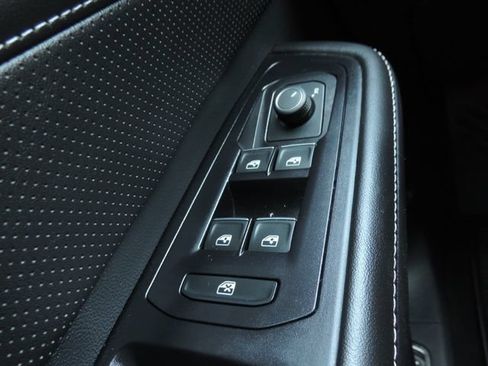 Used 2025 Volkswagen Atlas SE FWD image 30