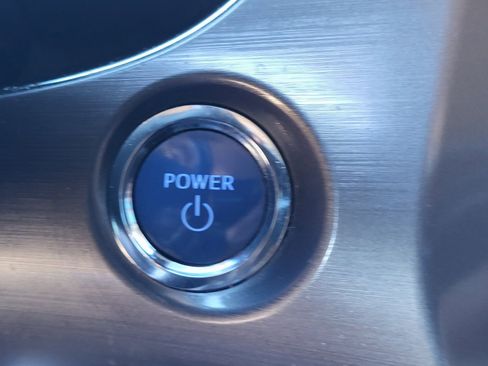 Used 2021 Toyota Prius L Eco image 32