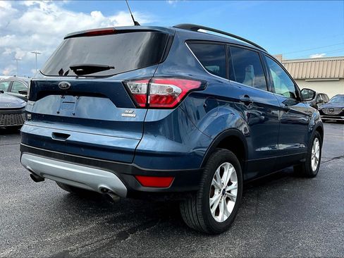 Used 2018 Ford Escape SE w/ SE Sync 3 Package FWD image 6