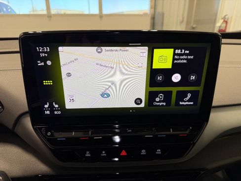 Used 2023 Volkswagen ID.4 Pro image 26