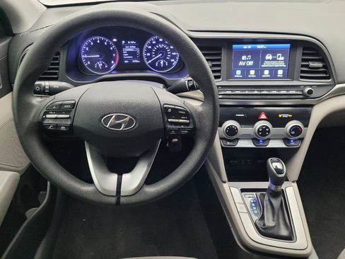 Used 2019 Hyundai Elantra SEL FWD image 22