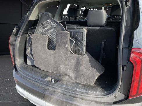 Certified 2020 Kia Telluride LX FWD image 15