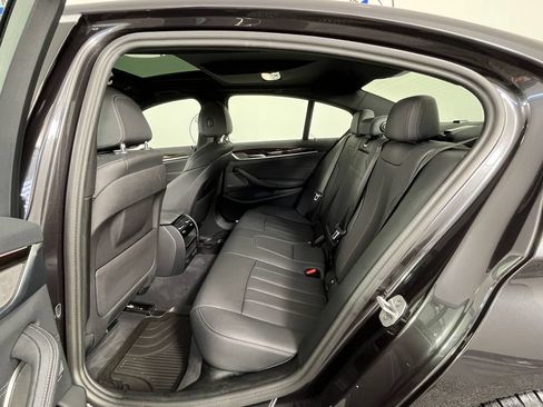 Used 2023 BMW 530i xDrive w/ Premium Package AWD/4WD image 21