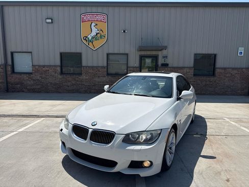 Used 2013 BMW 328i xDrive Coupe AWD/4WD image 3