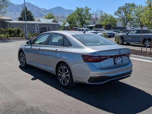 New 2026 Volkswagen Jetta Sport FWD image 8