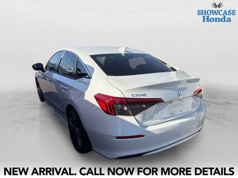 Used 2024 Honda Civic Touring image 4