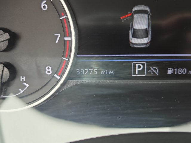 Used 2025 Nissan Sentra SR FWD image 27