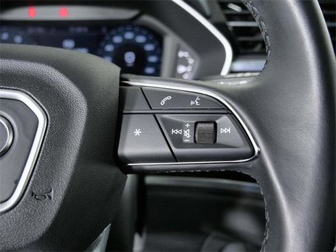 Used 2024 Audi Q3 2.0T Premium w/ Convenience Package image 26