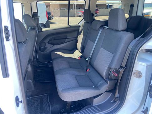Used 2017 Ford Transit Connect XL image 12