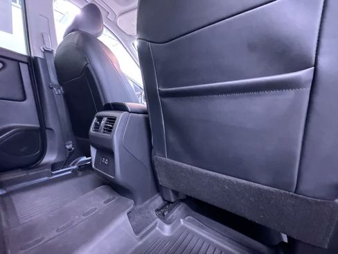 Used 2023 Nissan Rogue SV w/ SV Premium B Package AWD/4WD image 41