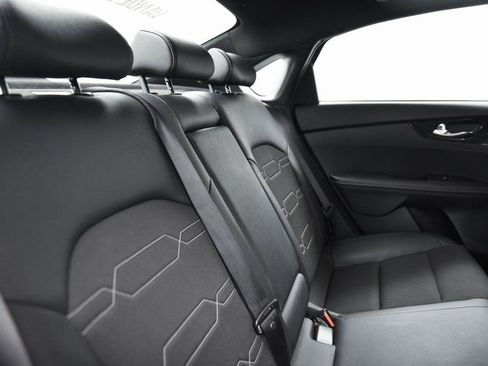 Used 2021 Kia Forte GT-Line image 14