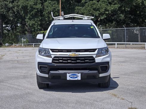 Used 2022 Chevrolet Colorado LT w/ Safety Package RWD image 2