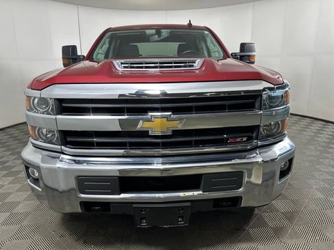Used 2018 Chevrolet Silverado 2500 LT w/ LT Convenience Package image 8
