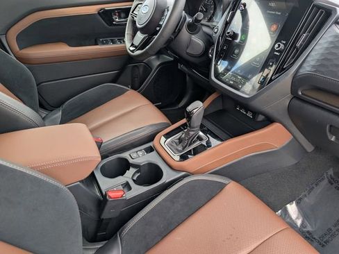 Used 2025 Subaru Forester Touring w/ Protection Package image 19