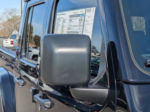 New 2026 Jeep Gladiator Sport AWD/4WD image 13