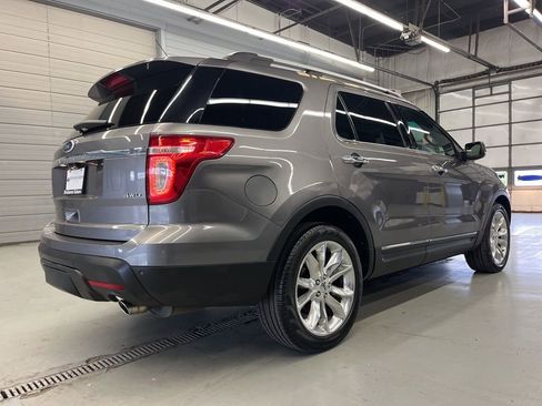 Used 2011 Ford Explorer XLT w/ 202A Rapid Spec Order Code image 7