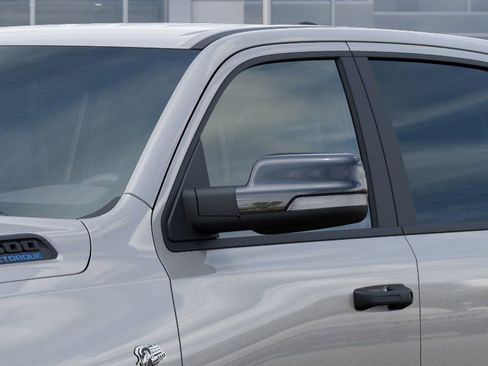 New 2026 RAM 1500 4x4 Crew Cab image 12