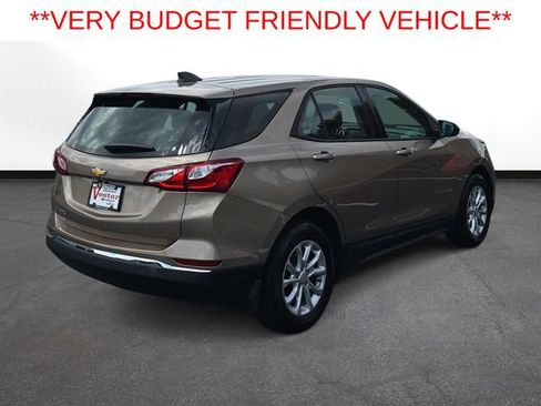 Used 2018 Chevrolet Equinox LS image 7