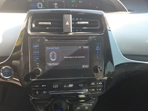 Used 2019 Toyota Prius XLE w/ Advanced Technology Package FWD image 21