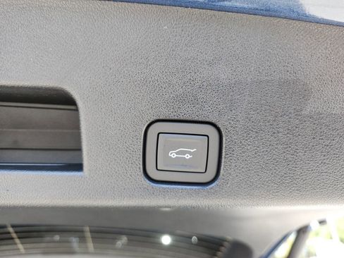 New 2026 Chevrolet Traverse Z71 AWD/4WD image 12
