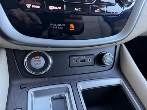 Certified 2023 Nissan Murano Platinum w/ Cargo Package image 22