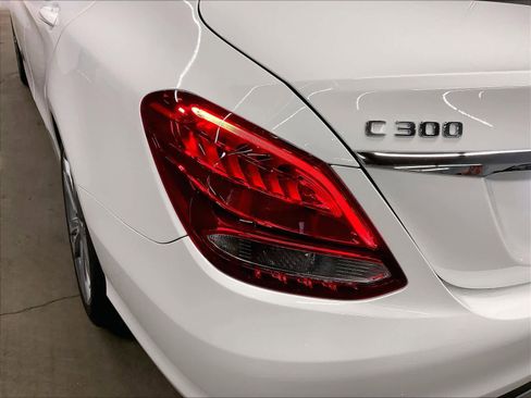 Used 2018 Mercedes-Benz C 300 Sedan image 30