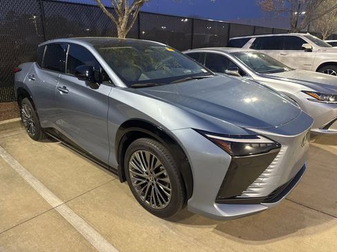 Used 2023 Lexus RZ 450e Premium w/ Accessory Package (A2) image 2