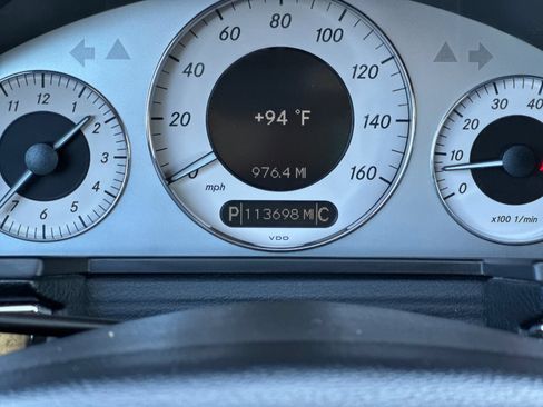 Used 2008 Mercedes-Benz E 350 Sedan image 24