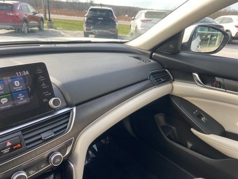 Used 2022 Honda Accord EX-L image 19